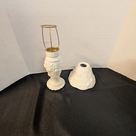 New Royal Albert Old Country Roses English Buffet Tea Light Lamp Table In Box - Picture 4 of 11